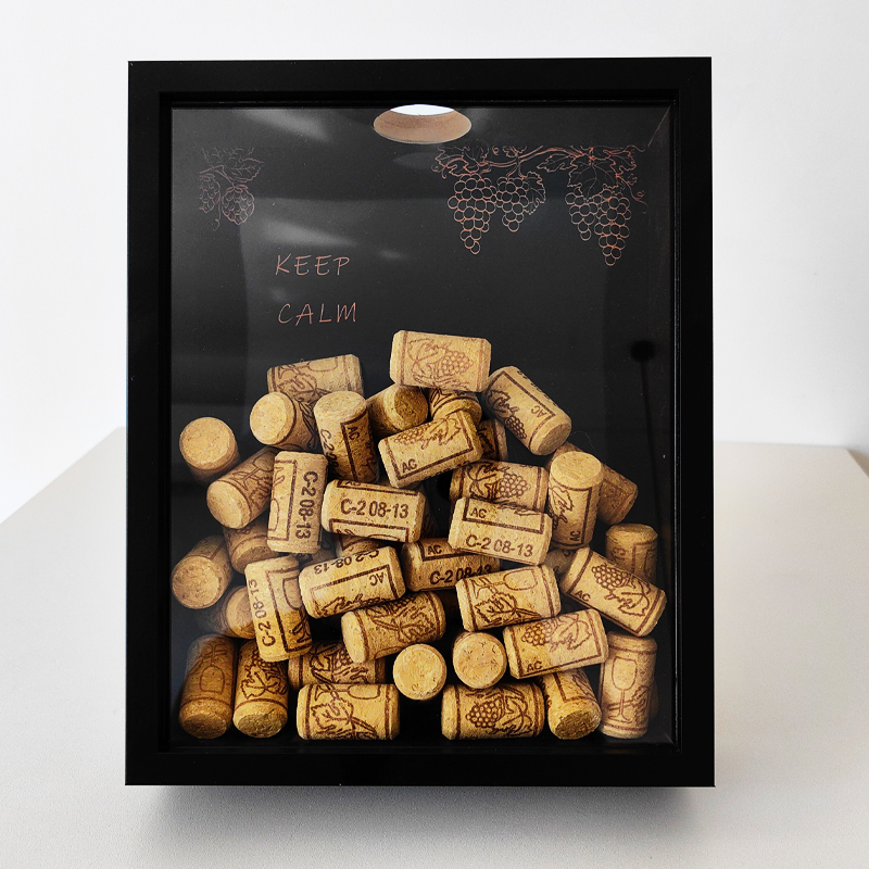Vintage Collectible Bottles - Cornice per esposizione in sughero per
