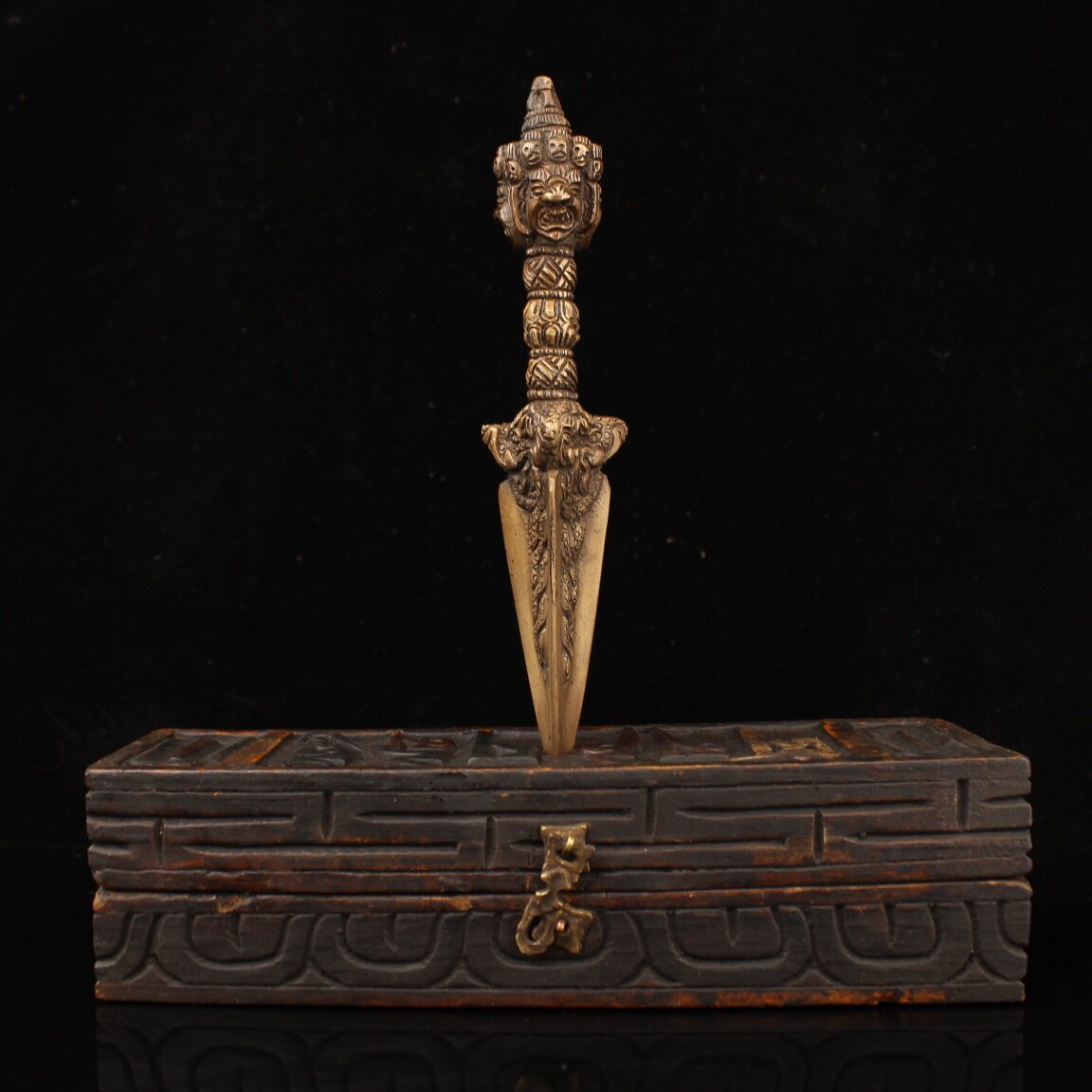 Collectible Vintage Tools - Statua Artigianale Vintage in Rame Antico,