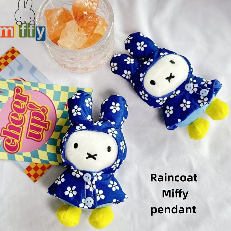 Vintage Items - Portachiavi in peluche Miffy Raincoat -