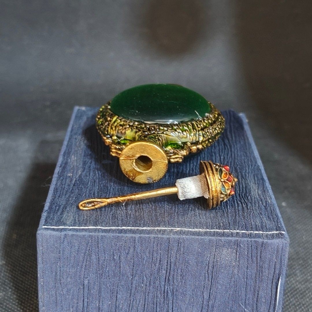Collezione Vintage: Portasnuff - Vintage Collectible Bottles recensione e prezzo