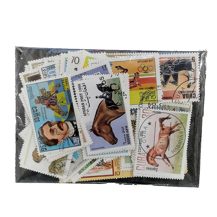100 Francobolli di Cavalli Div - Collectible Vintage Postage Stamps recensione e prezzo