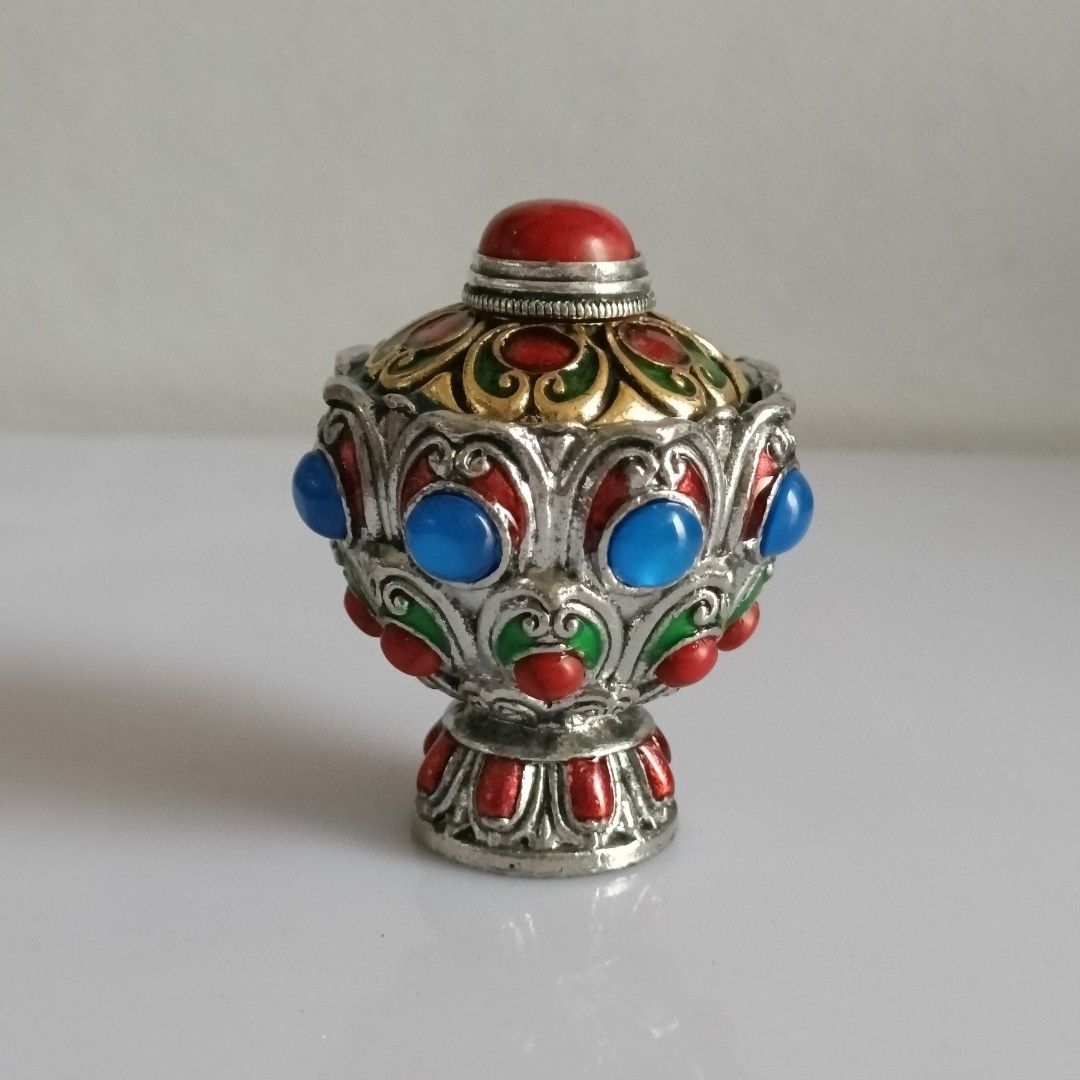 Collezione Vintage Antica: Bot - Vintage Collectible Bottles recensione e prezzo