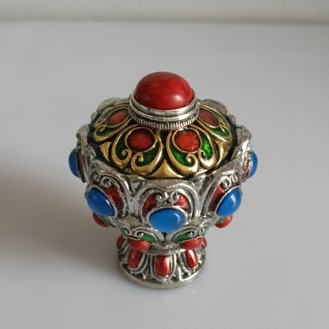 Collezione Vintage Antica: Bot - Vintage Collectible Bottles recensione e prezzo
