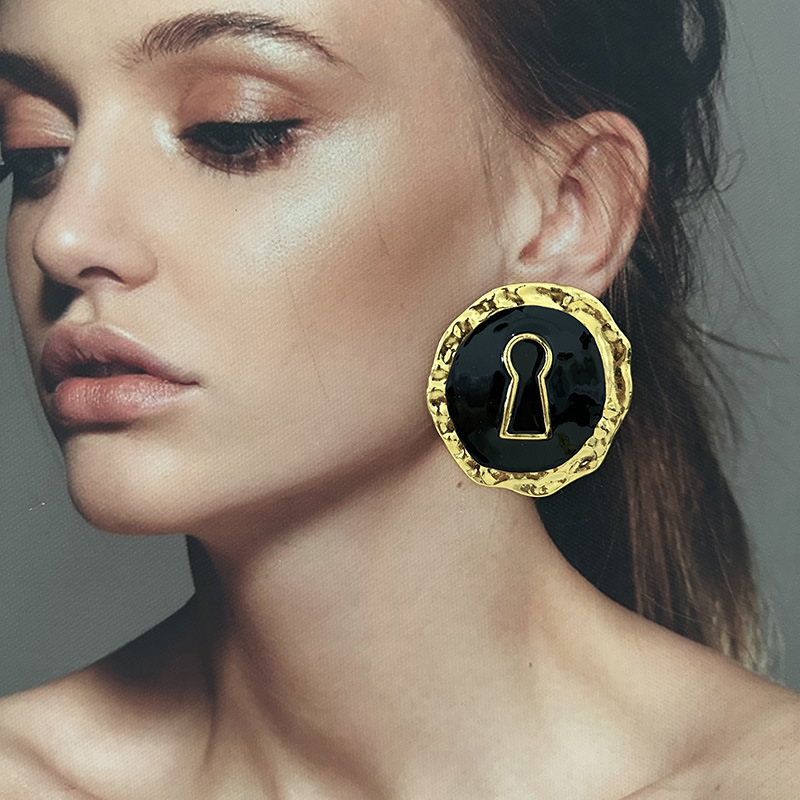 Orecchini rotondi esagerati in - Vintage Collectible Accessories recensione e prezzo